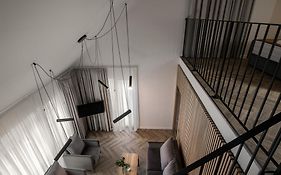 Jono Kalnelis Apartments